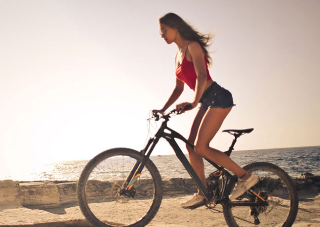 girl-on-cycle